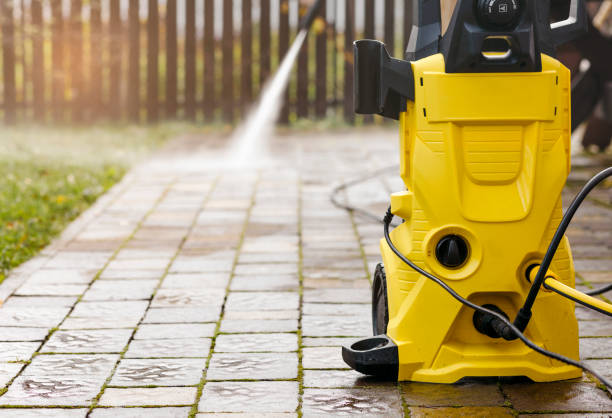 Best Graffiti Removal  in Oak Harbor, OH
